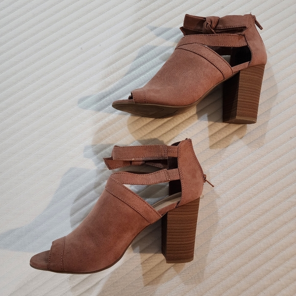 Lauren Conrad mauve pink suede open toe boots Size 8.5 - Picture 7 of 16